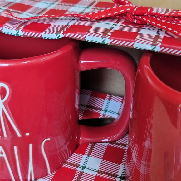 Rae Dunn Holiday Mug Set Mr and Mrs Red White NEW - Picture 7 of 10